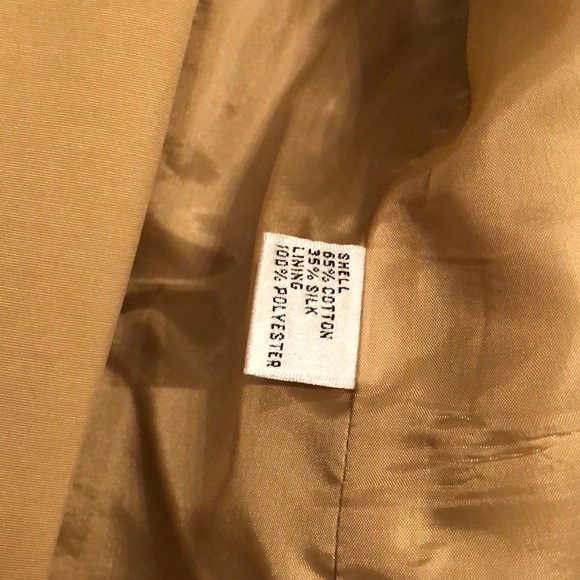 Suit - Picture 5 of 6